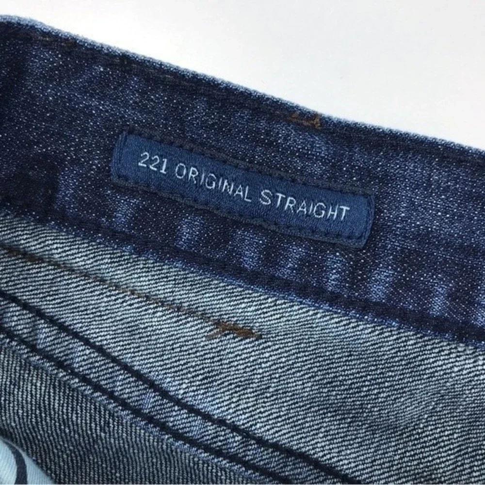 Lucky Brand 221 Original Straight Men's Dark Blue Wash Denim Jeans Distressed 38 - Picture 8 of 13